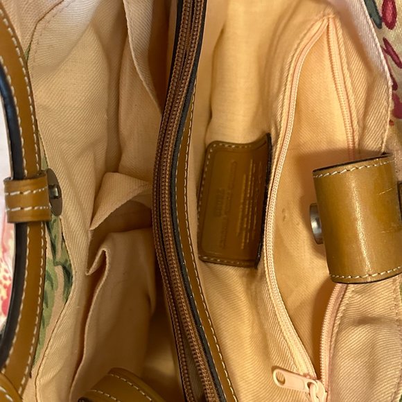 Never used Fossil canvas crossbody floral motif bag - Picture 4 of 5